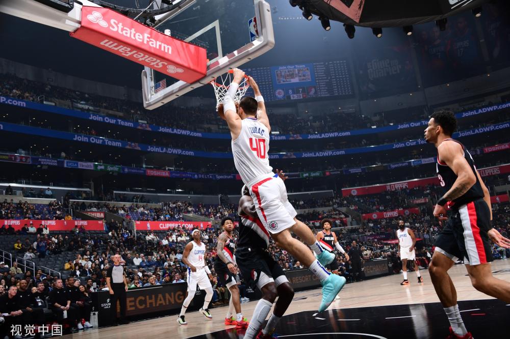 过早复出的 过早复出的