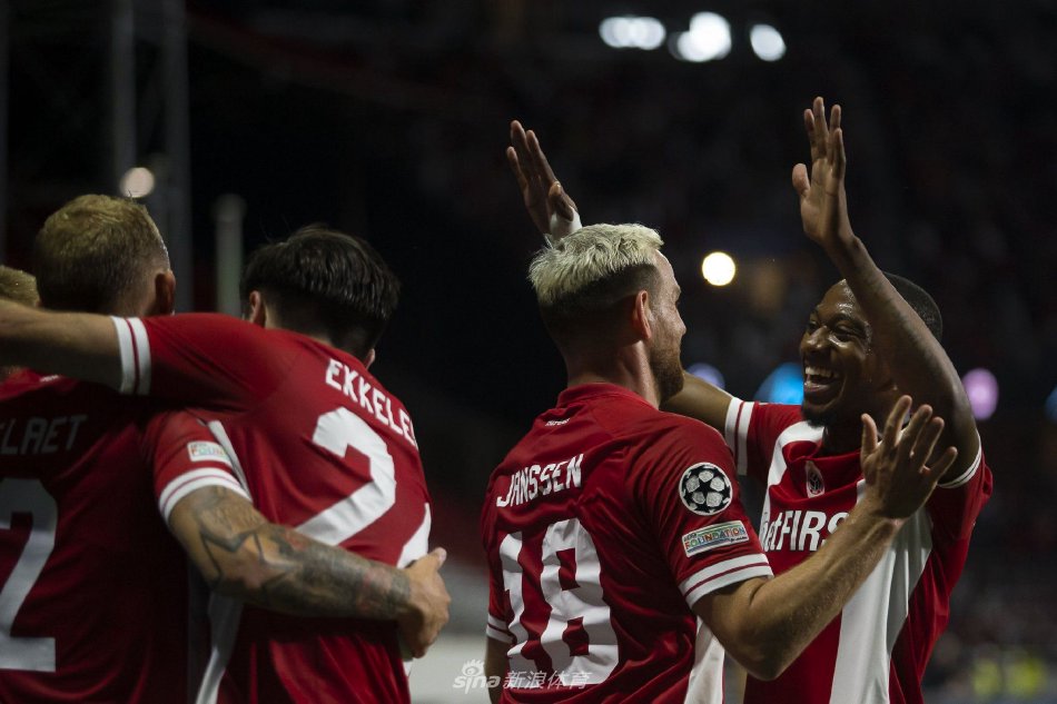 主帅公开承 主帅公开承