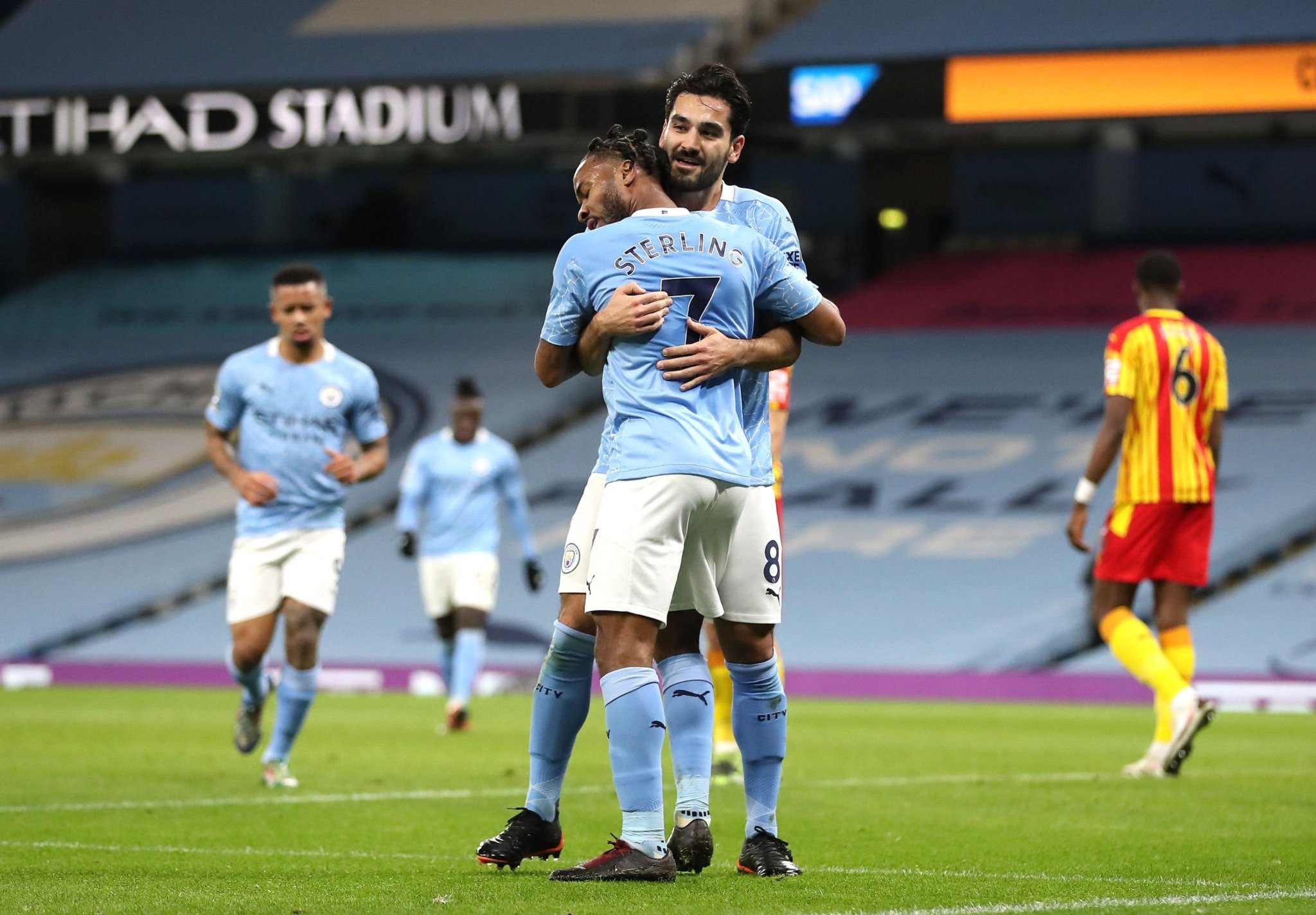 用激情和汗 用激情和汗