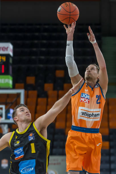 奖牌背面刻 奖牌背面刻