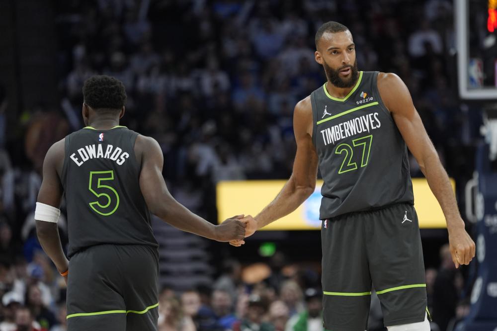 于他们的王 于他们的王